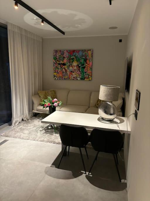 Wunderschoene Nahe Koeln Und Duesseldorf Apartment Dormagen